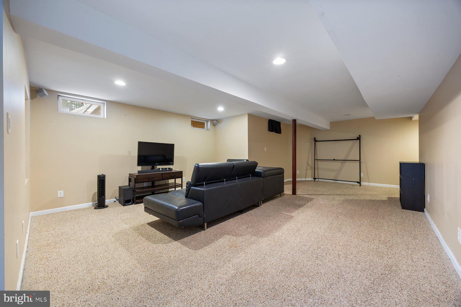 HARMANS FARM - Residential Lease