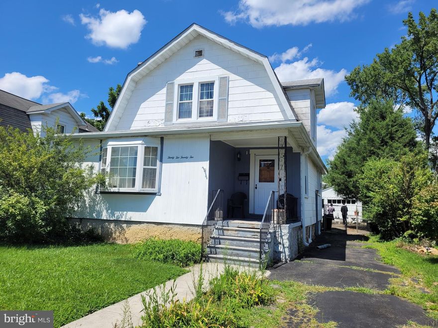 *** Open Sunday 11-12:30 ***  Charming  3 bedroom 2 bath home in Baltimore County.  Spacious living room, dining room and den; office and full  bath on main level.  3 Bedrooms and full bath on 2nd floor.  Beautiful yard with storage garage.  Driveway.