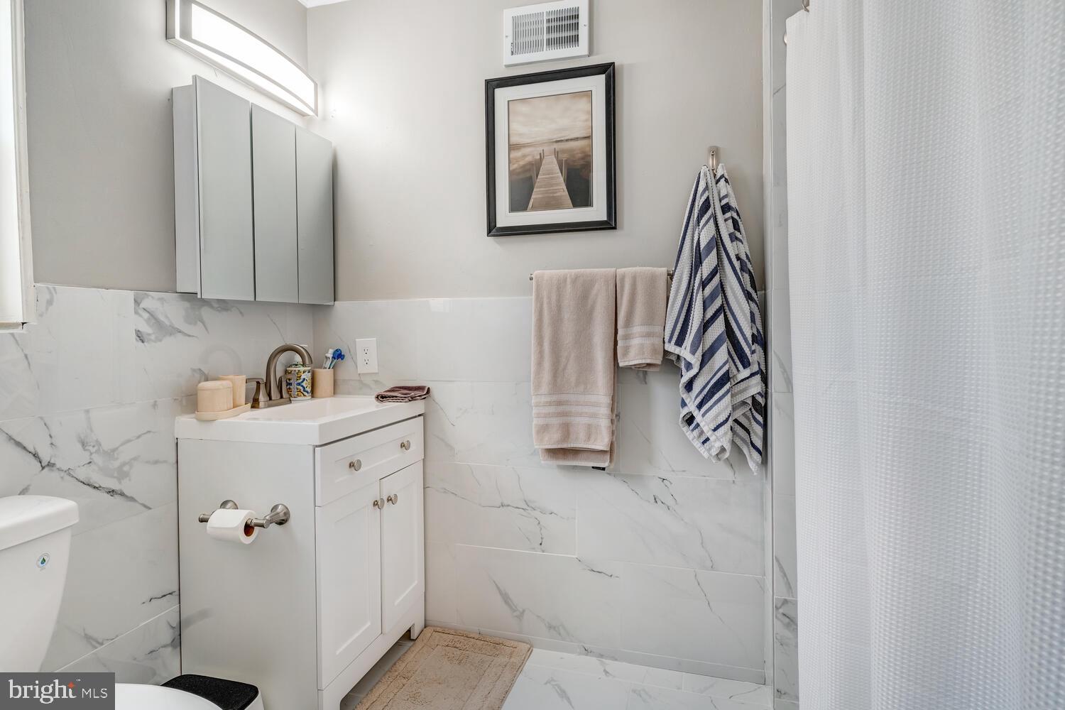 WALNUT ESTATES - Residential