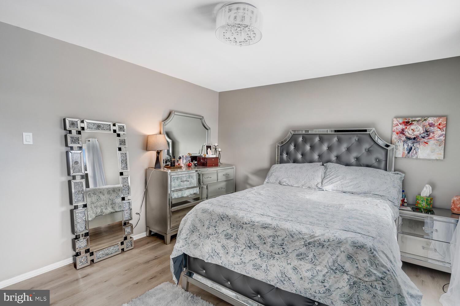 WALNUT ESTATES - Residential