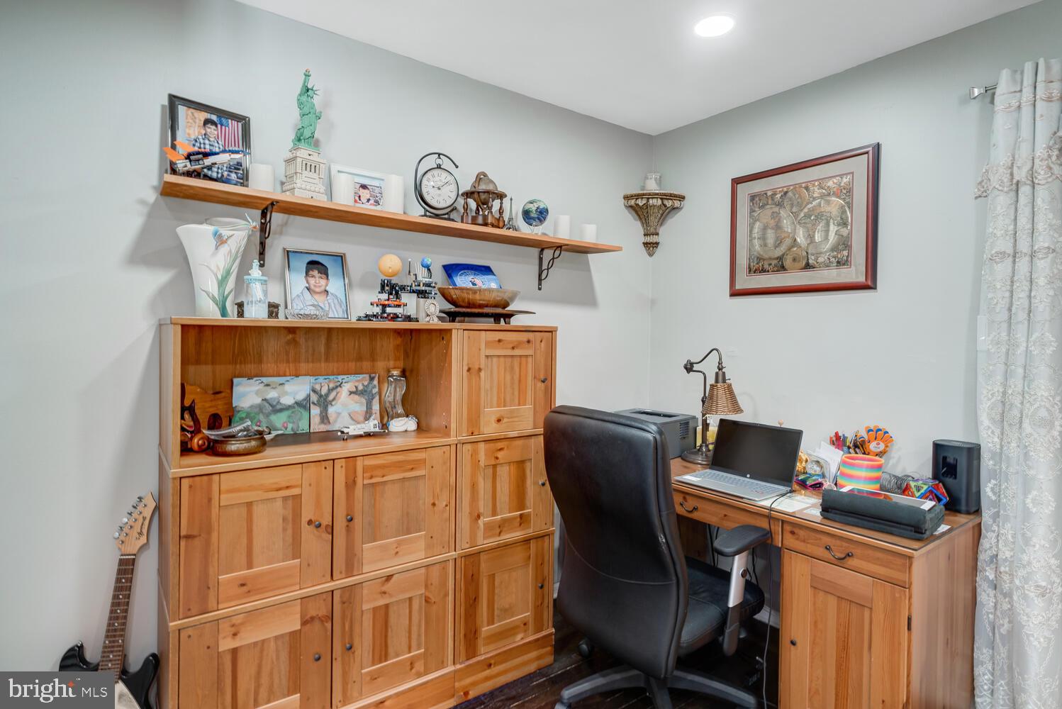 WALNUT ESTATES - Residential