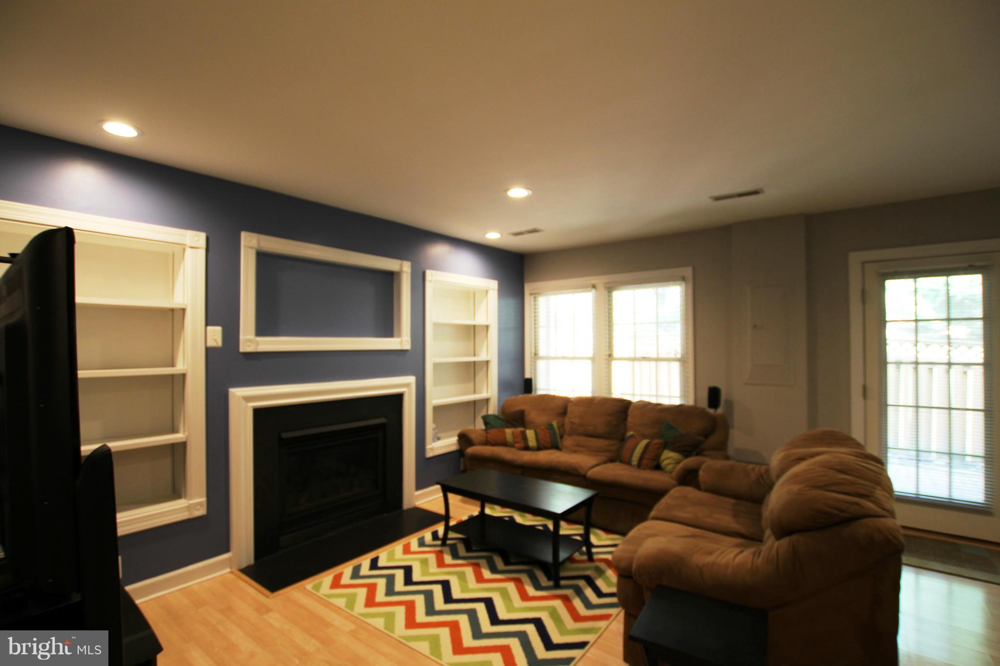 RIVERSIDE VILLAGES - Residential