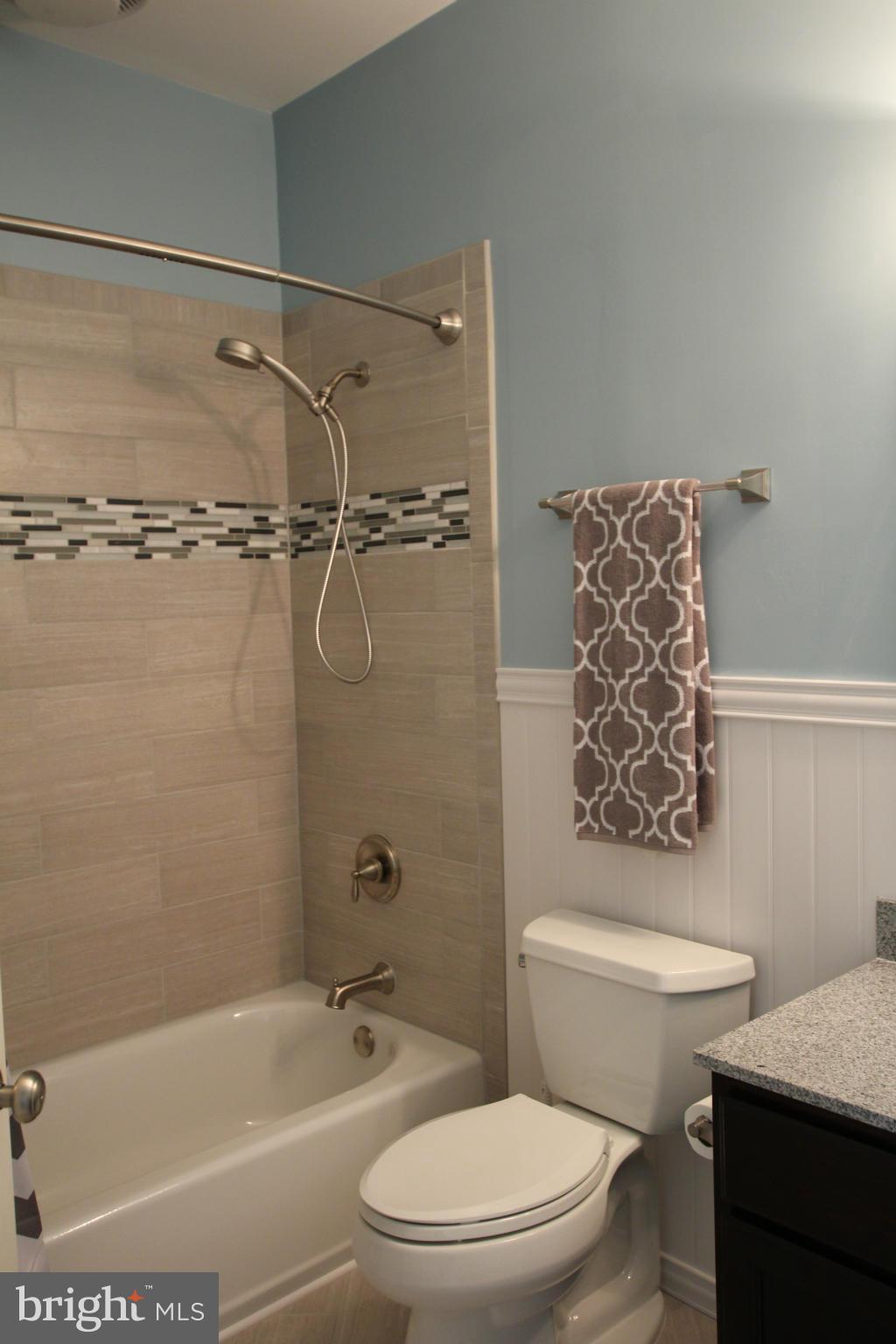 RIVERSIDE VILLAGES - Residential