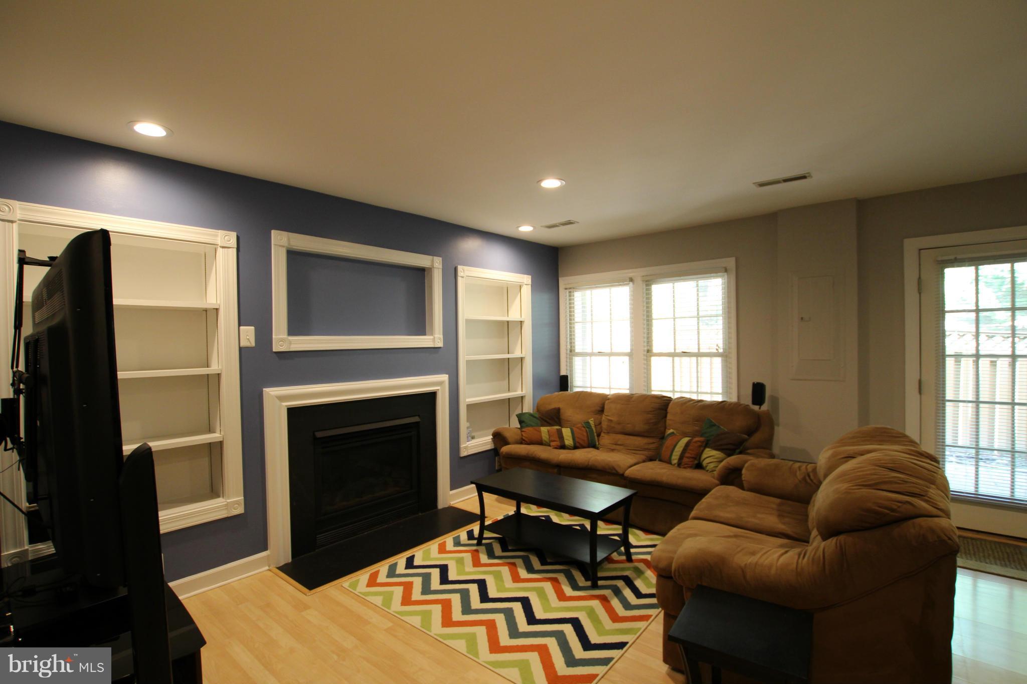 RIVERSIDE VILLAGES - Residential