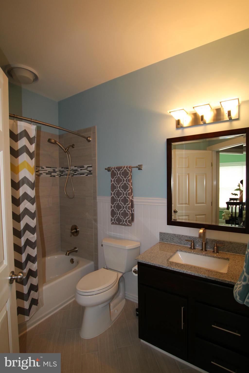 RIVERSIDE VILLAGES - Residential