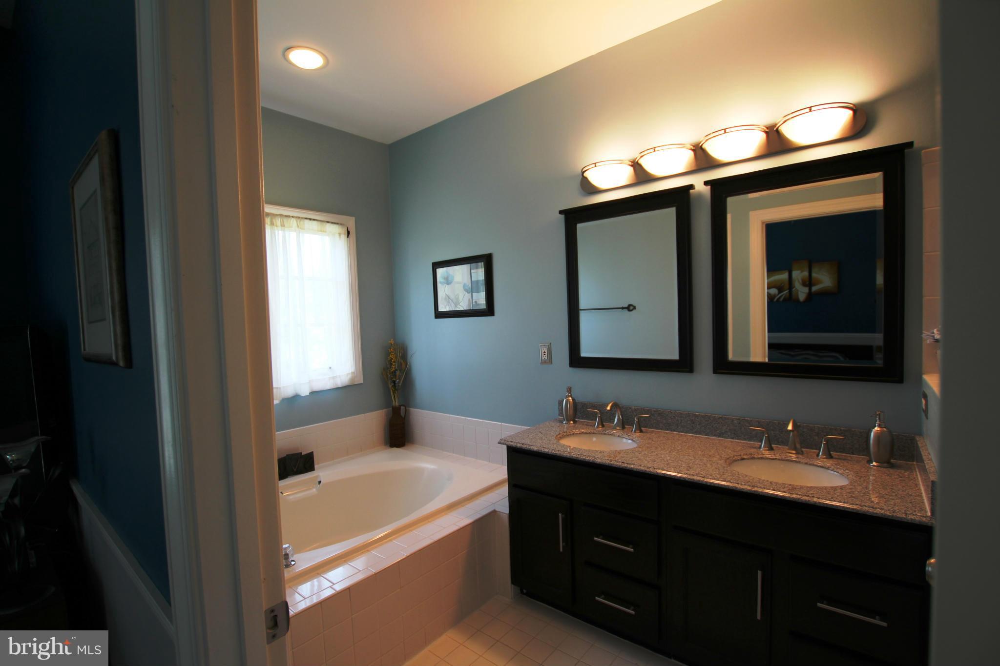 RIVERSIDE VILLAGES - Residential