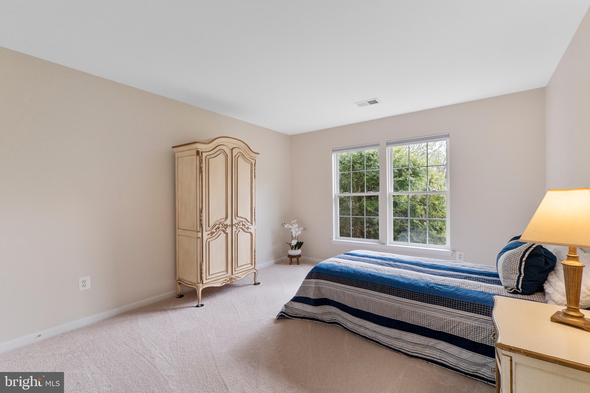 KINGS VALLEY MANOR - Residential