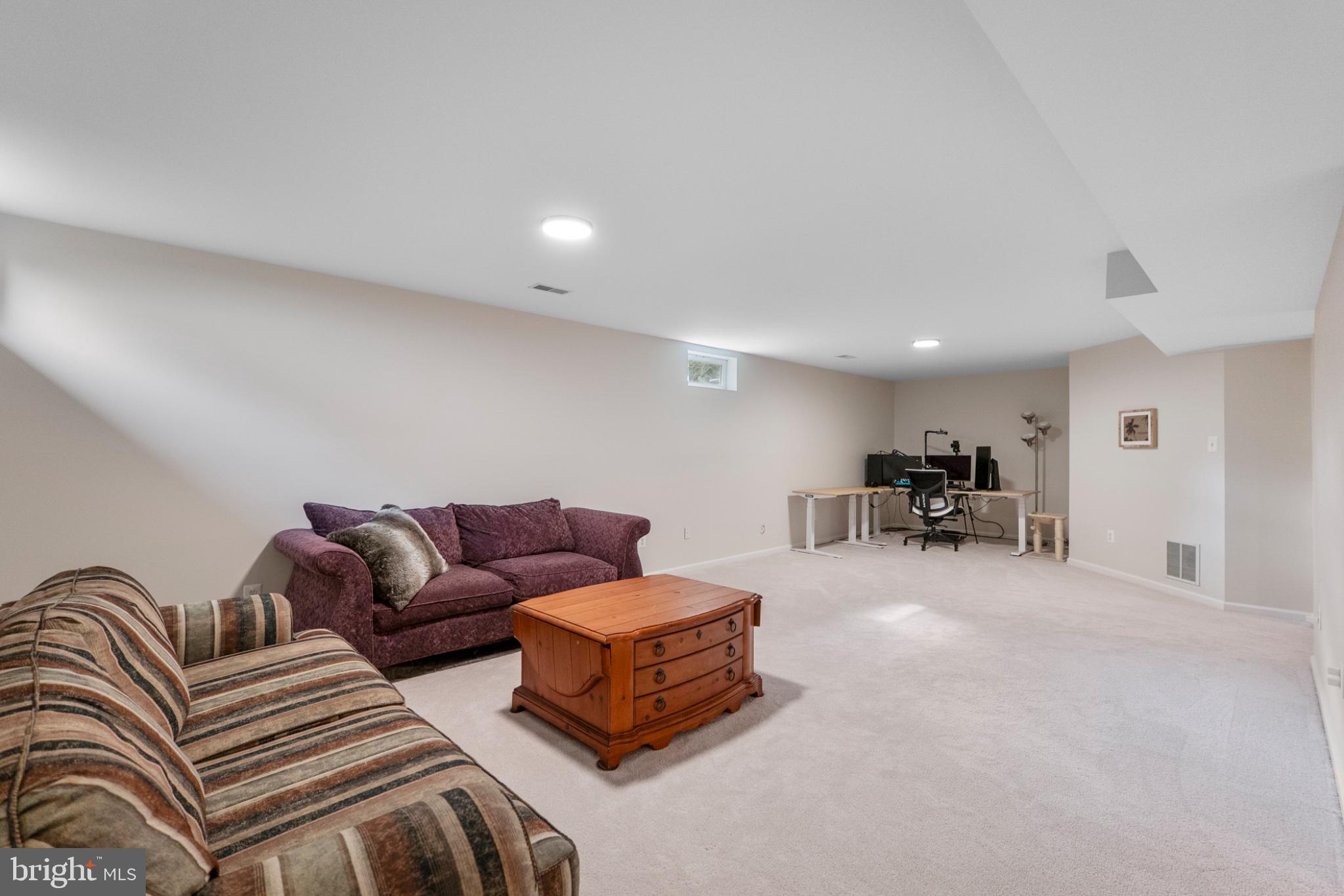 KINGS VALLEY MANOR - Residential