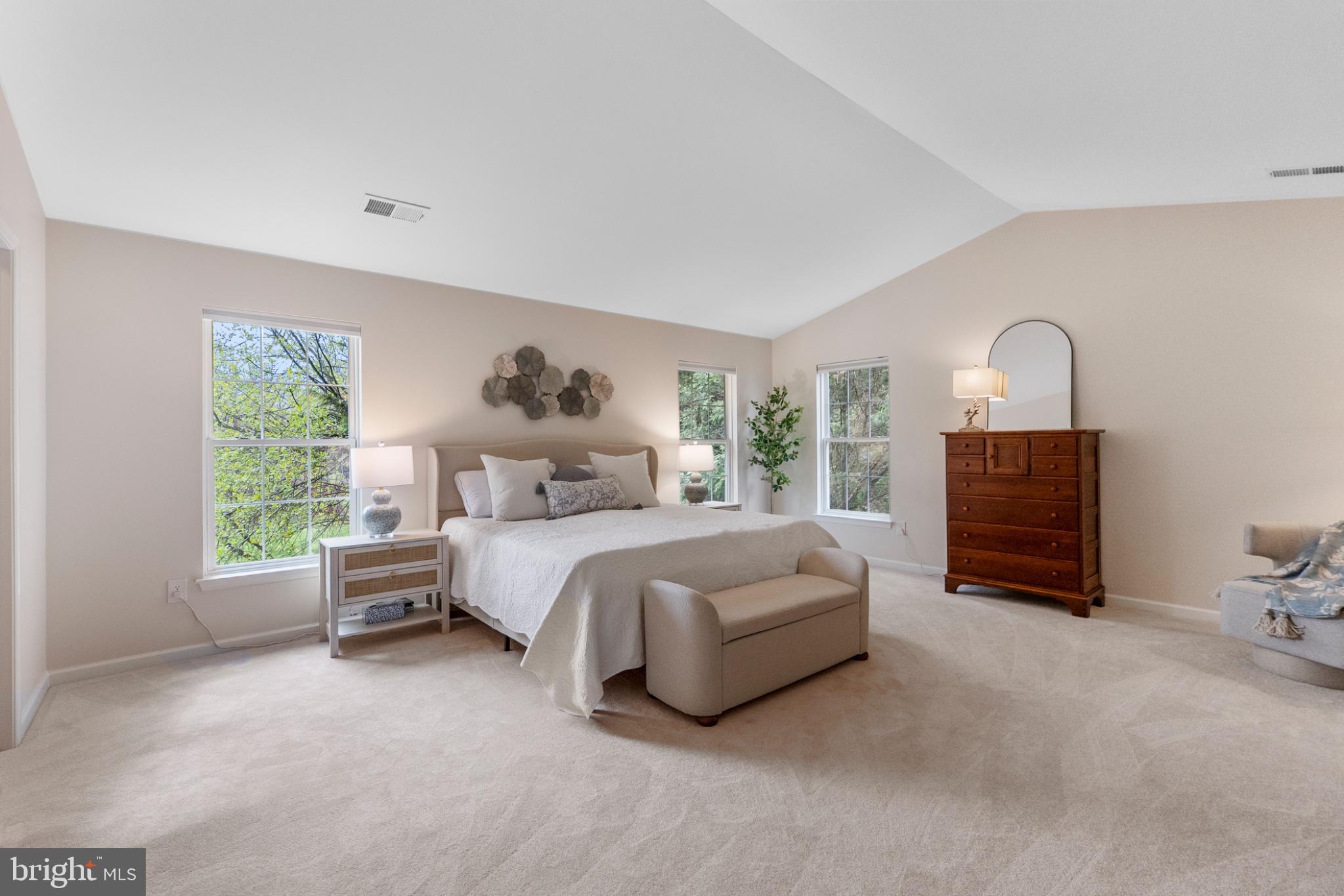 KINGS VALLEY MANOR - Residential