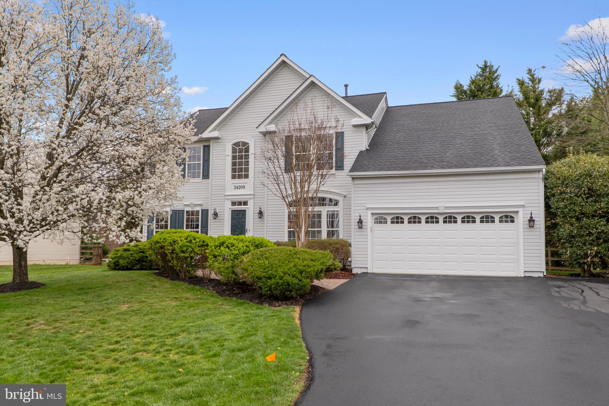 KINGS VALLEY MANOR - Residential