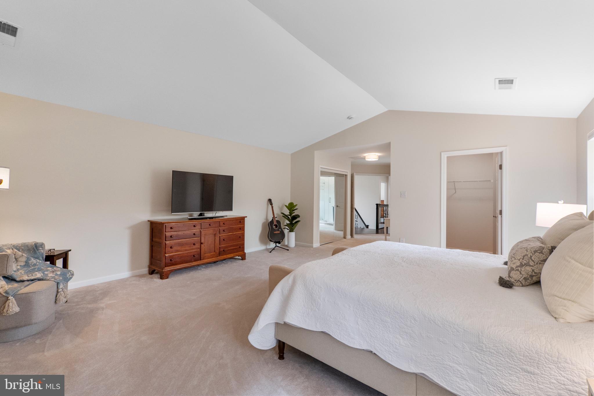 KINGS VALLEY MANOR - Residential