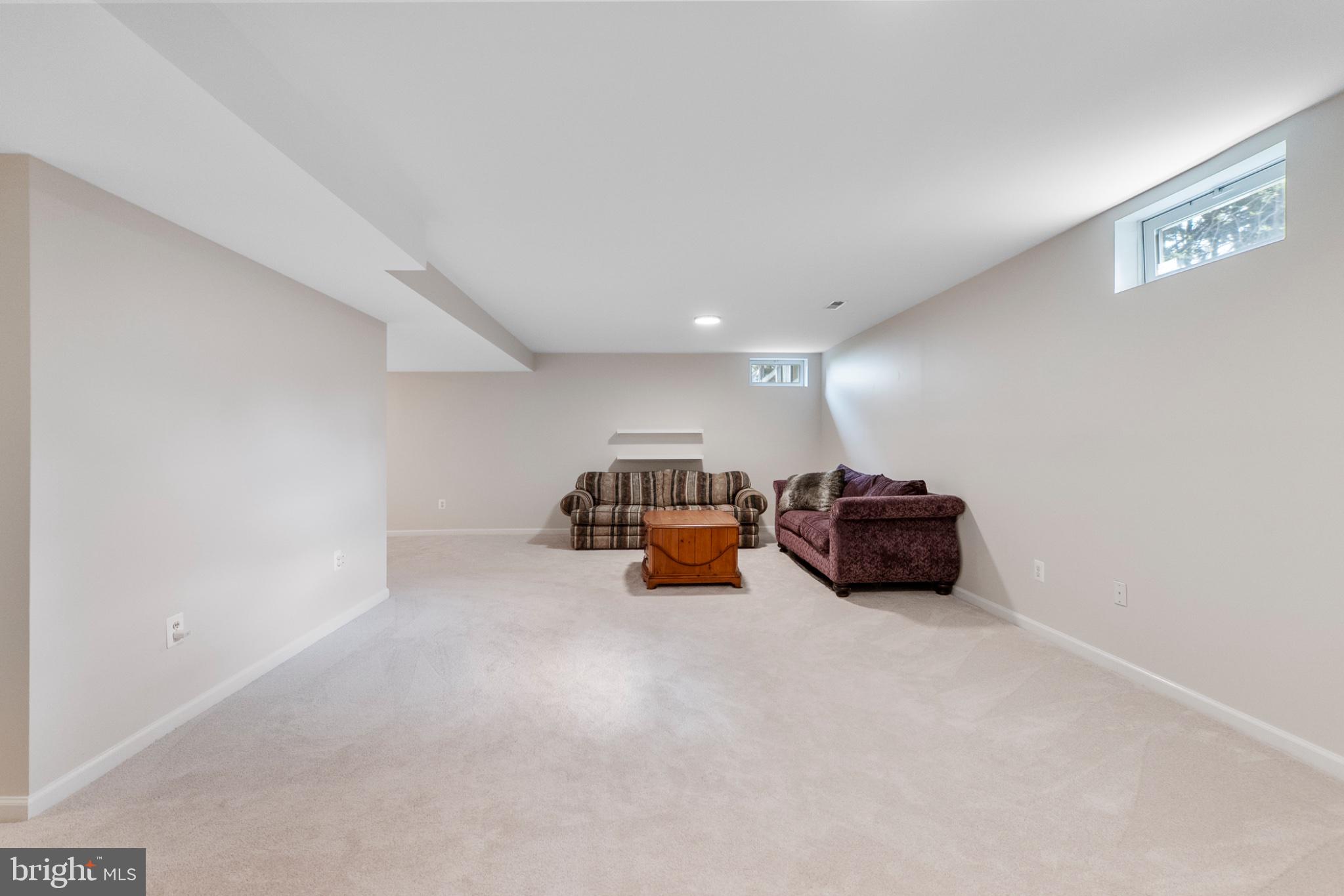 KINGS VALLEY MANOR - Residential