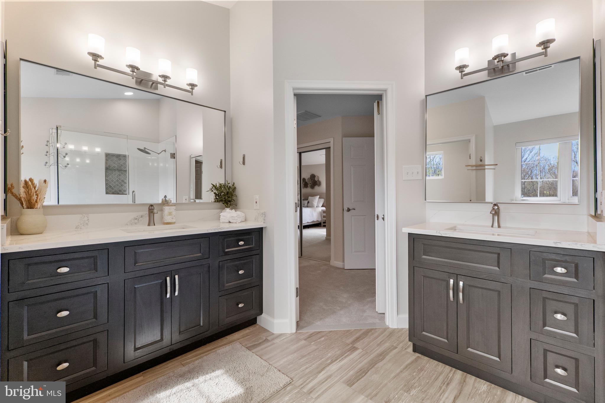 KINGS VALLEY MANOR - Residential