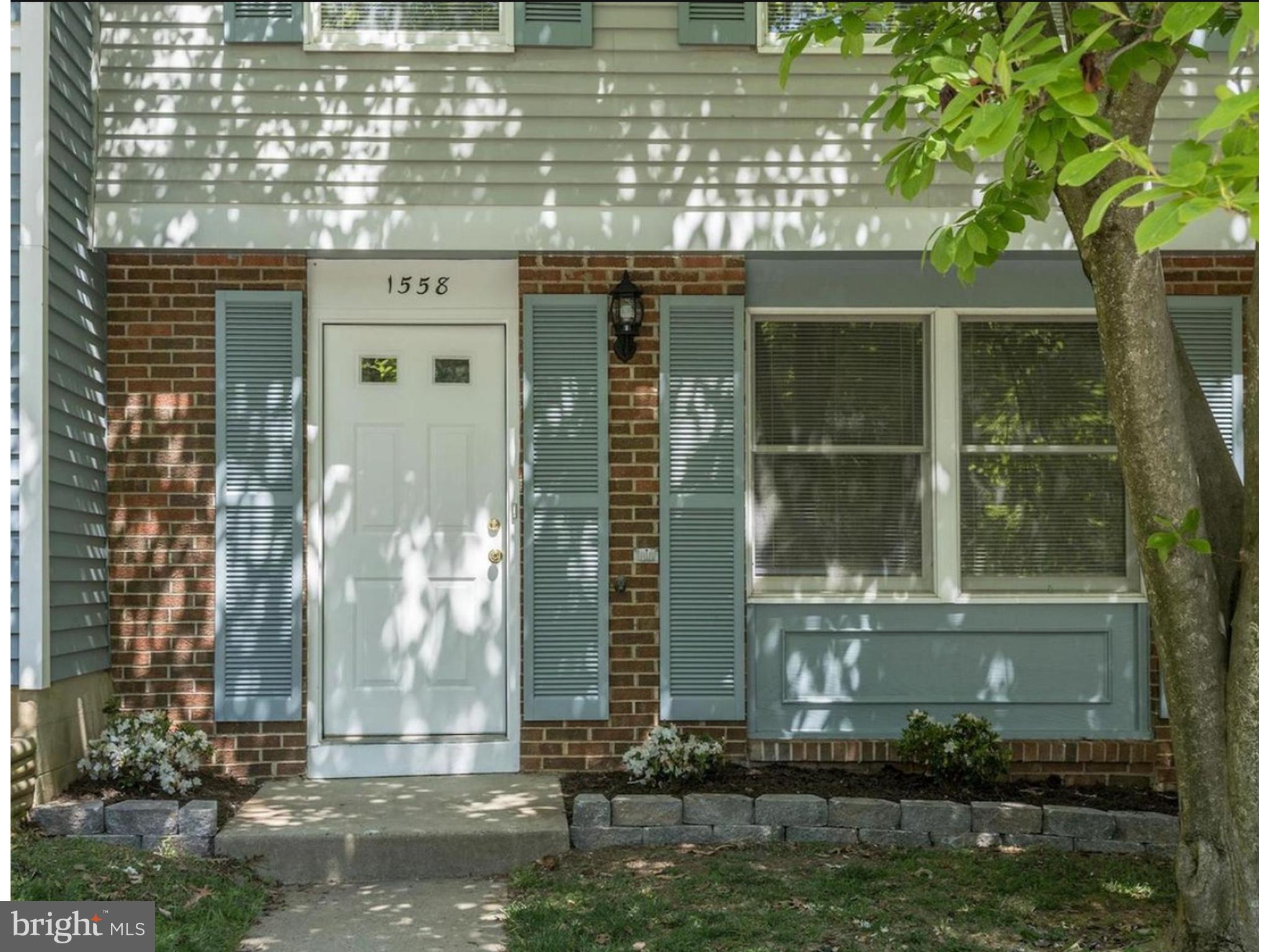 1558 BENNINGTON WOODS COURT
