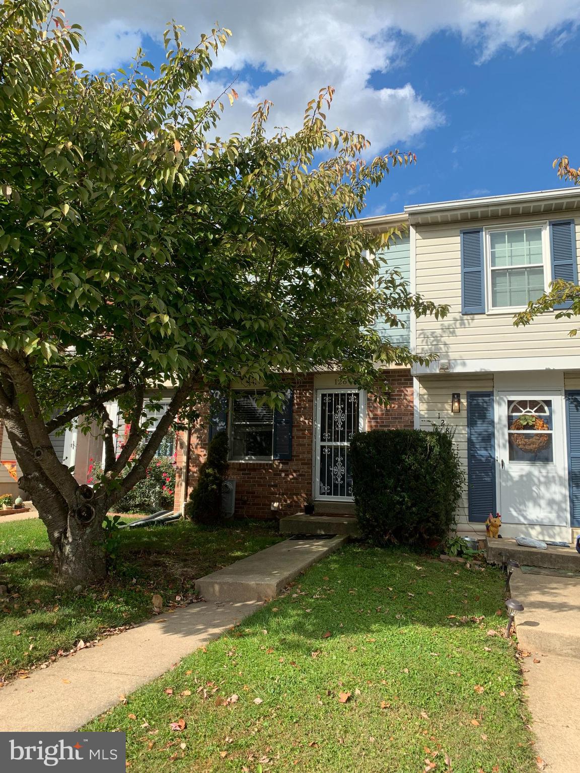 Nice 2 bedroom 1.5 bath, townhome in Laurel Woods close to shopping & I-95. All appliances convey. Finished basement with washer and dryer in utility room.
Available immediately.
Owner will consider a longer term lease. NO pets and NO smoking permitted.
Must use Weichert, REALTORS® - Diana Realty Application and Lease Agreement.
$50 application fee per person over the age of 18.
First month’s rent and security deposit monies are both due at time of Lease signing, which is immediately after the Application is accepted by the landlord.
ALL upfront funds must be in the form of a cashier's check, money orders, or wire transfer.
No personal checks accepted upfront.
Application fee can be sent via Venmo. See instructions attached.
Tenant must have the following credentials: *Verifiable source(s) of annual income of 3x the tenant’s monthly rent required. *Satisfactory and verifiable rental history. *No evictions within last 10 years. *Clear criminal background check.