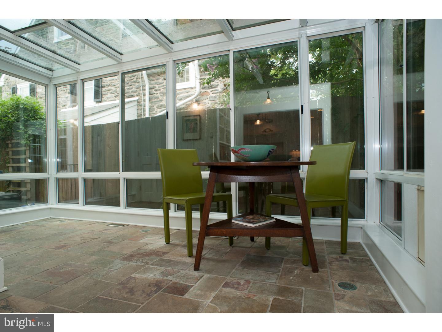 CHESTNUT HILL - Residential