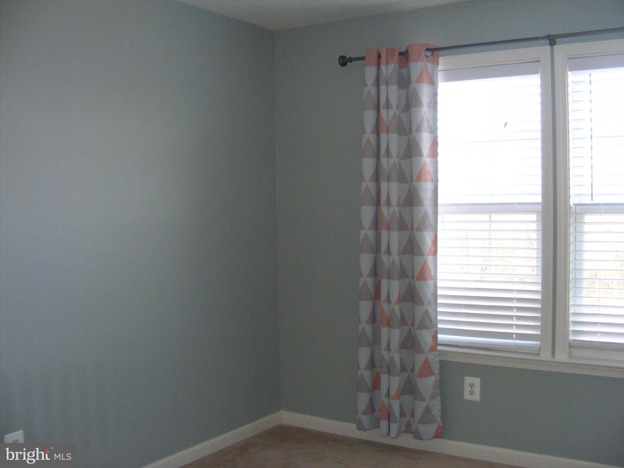 LAKELAND PLACE - Residential Lease