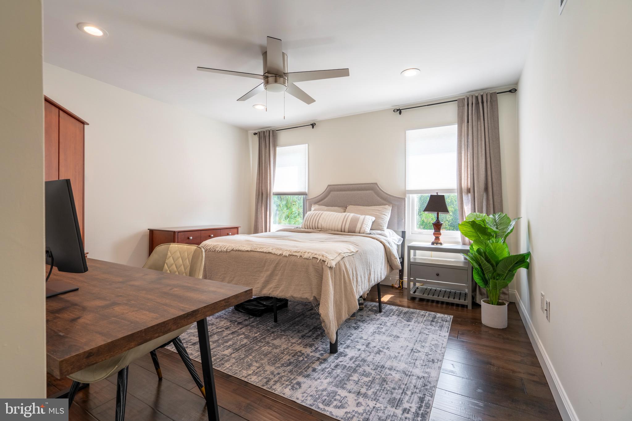 ESTATES OF MNTGMRY - Residential