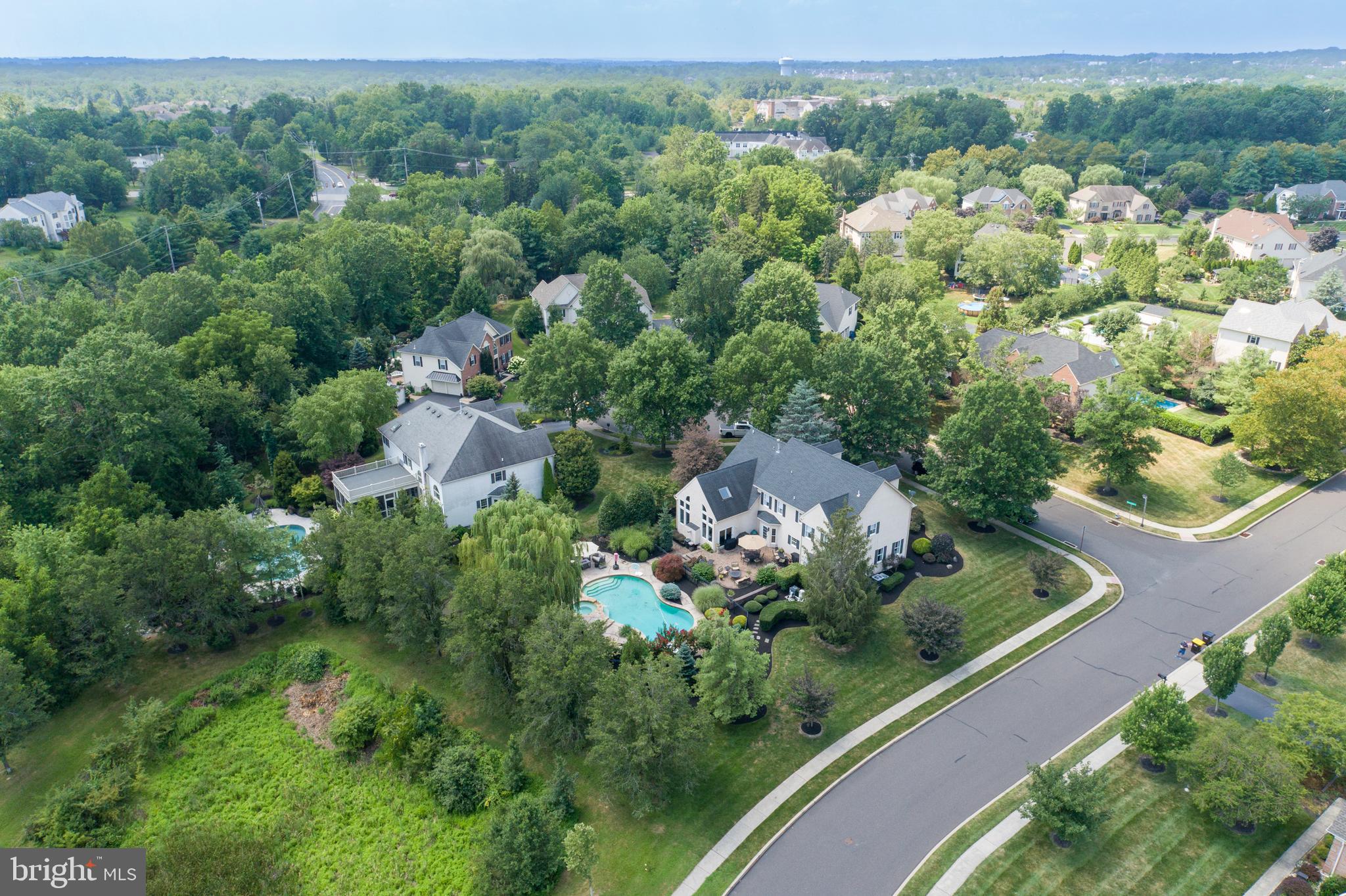 ESTATES OF MNTGMRY - Residential