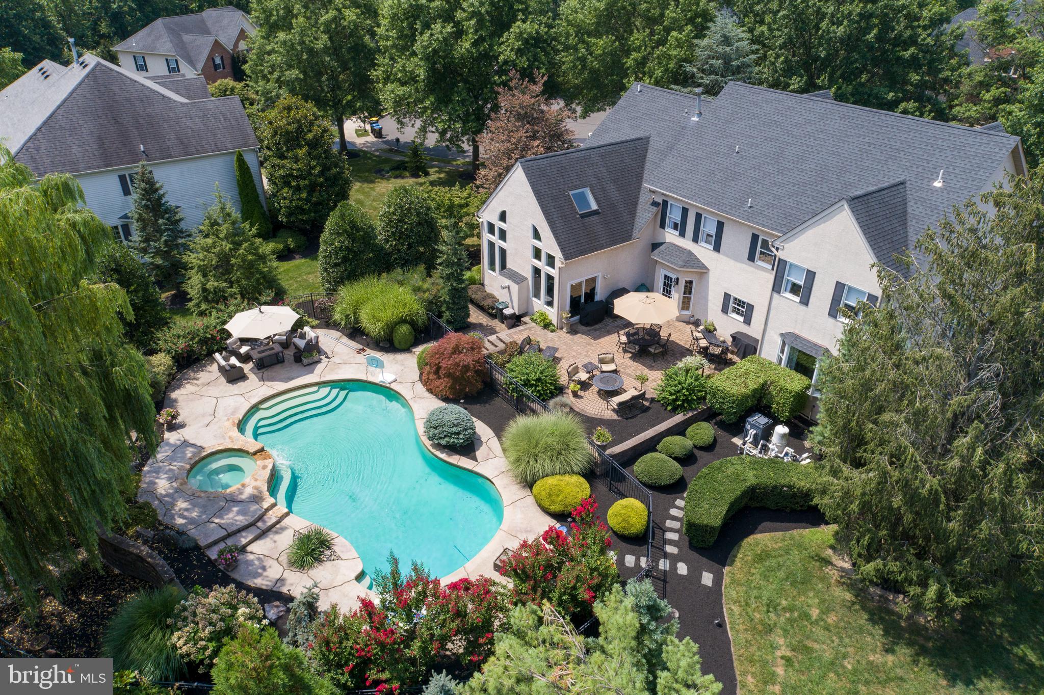 ESTATES OF MNTGMRY - Residential