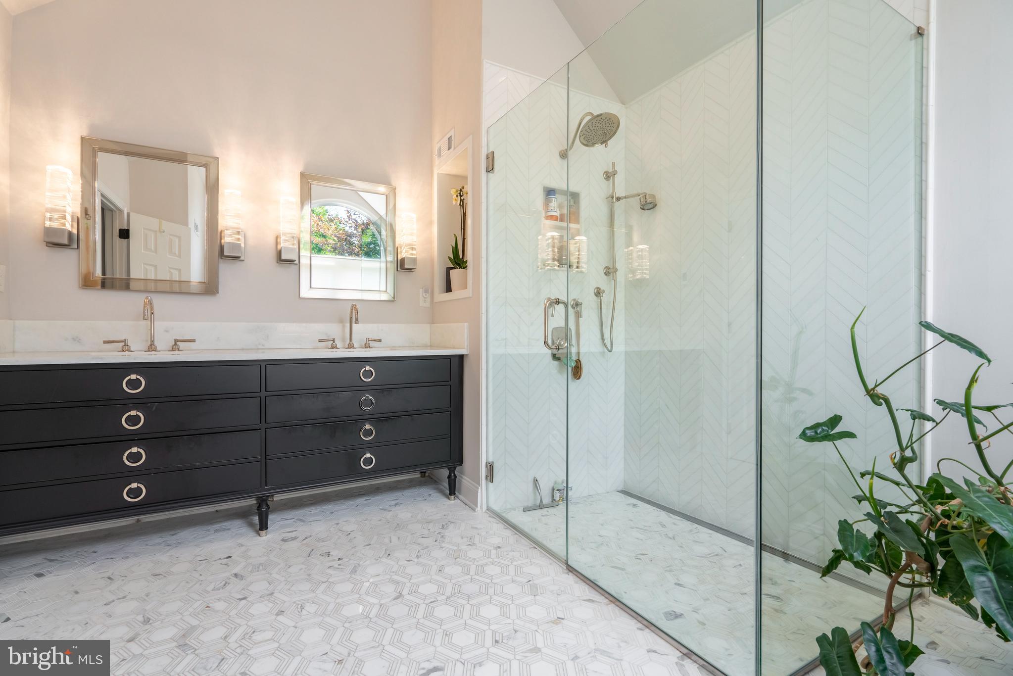 ESTATES OF MNTGMRY - Residential