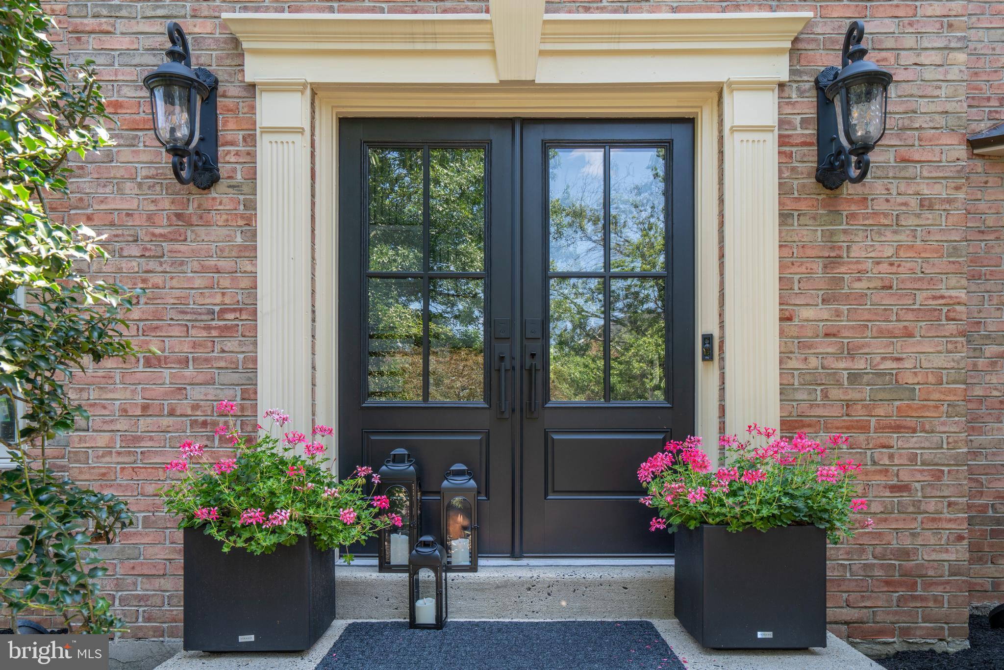 ESTATES OF MNTGMRY - Residential