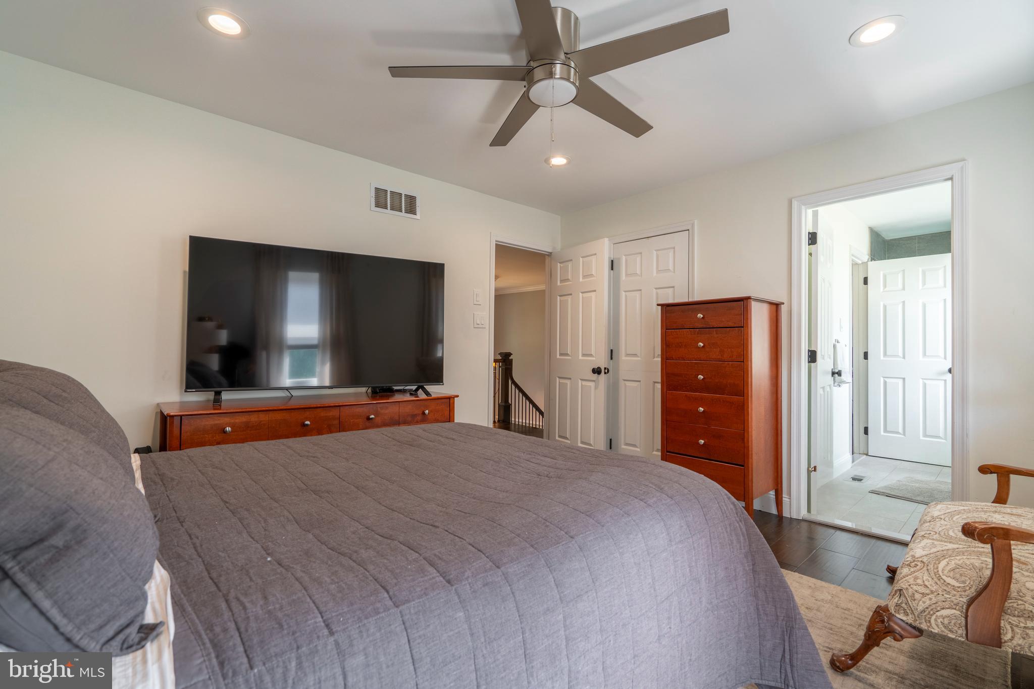 ESTATES OF MNTGMRY - Residential