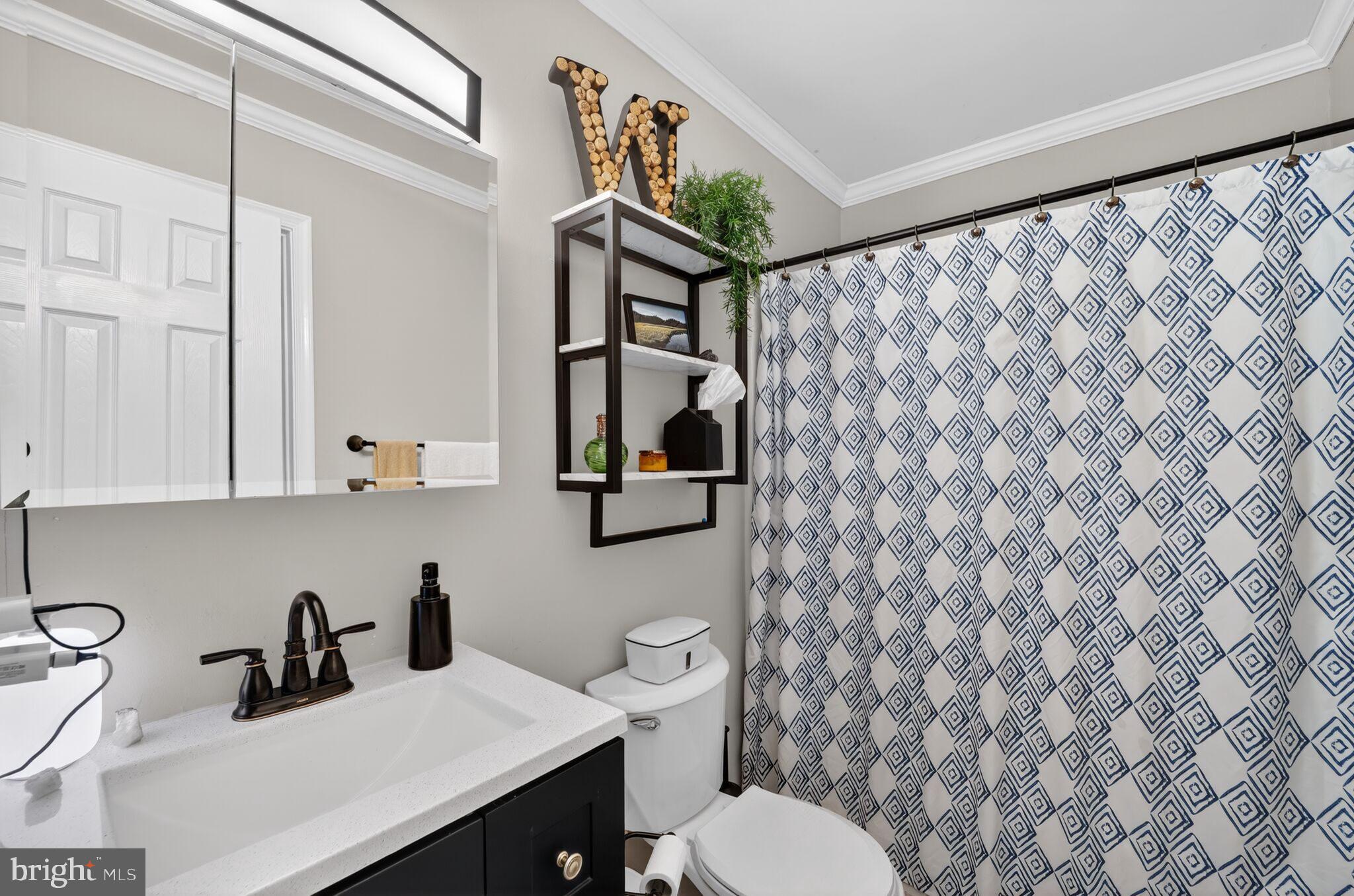 THE HIGHLANDS - Residential