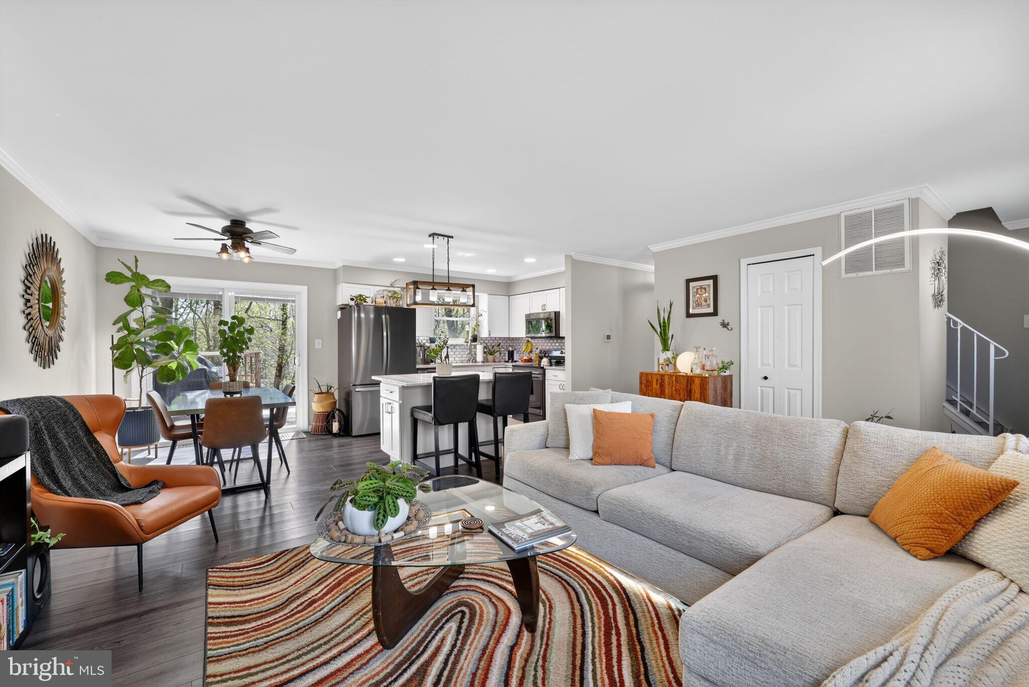 THE HIGHLANDS - Residential