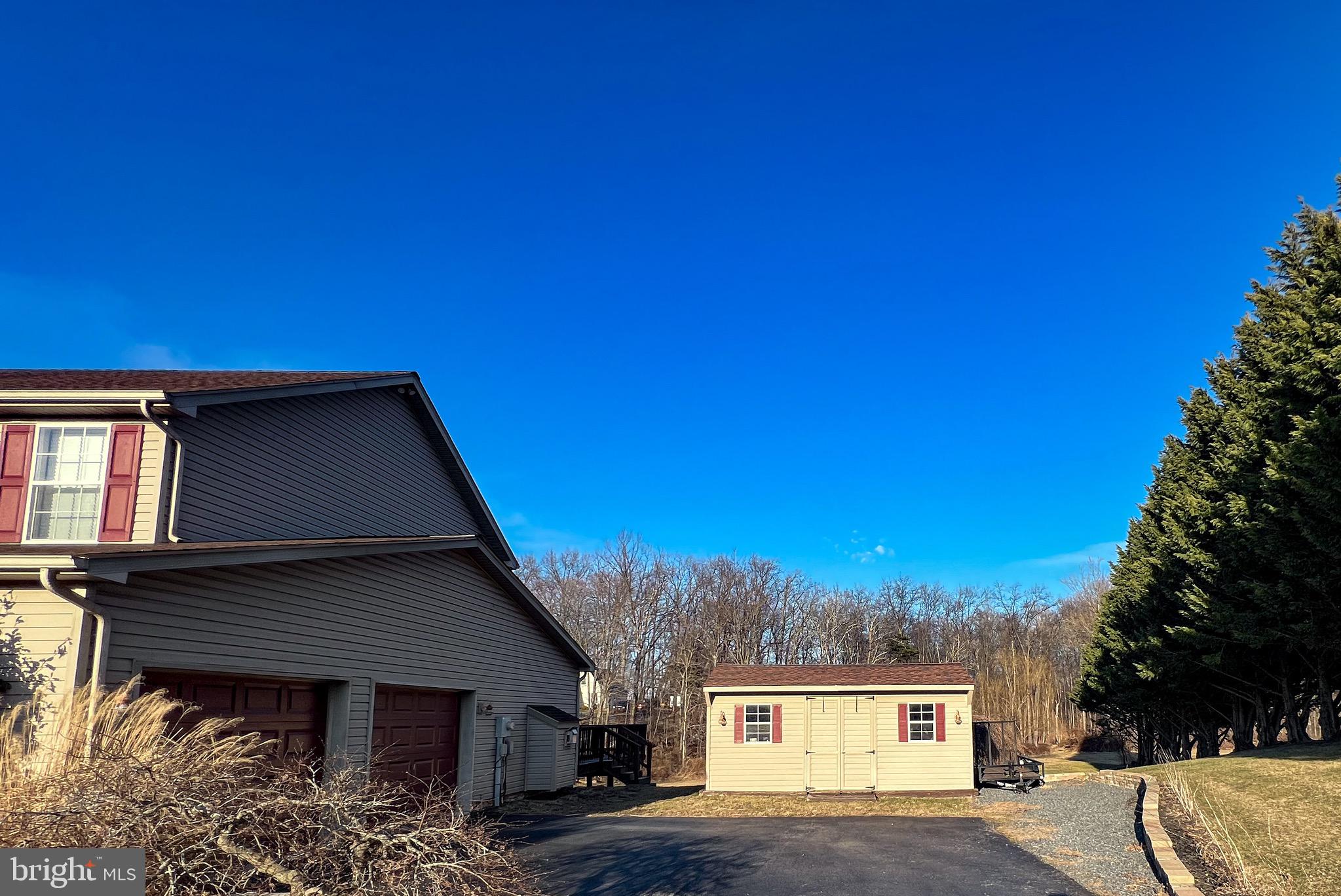 MAYERS SUMMIT - Residential