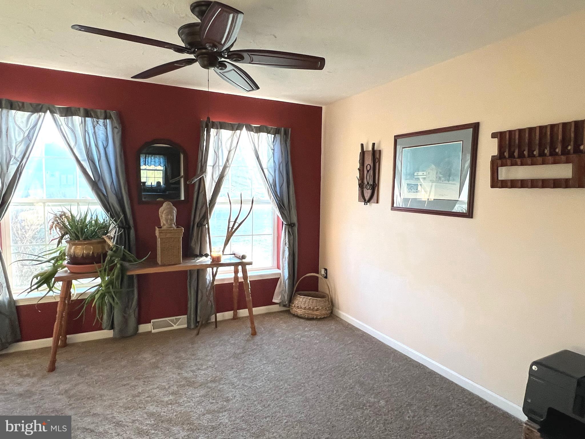 MAYERS SUMMIT - Residential