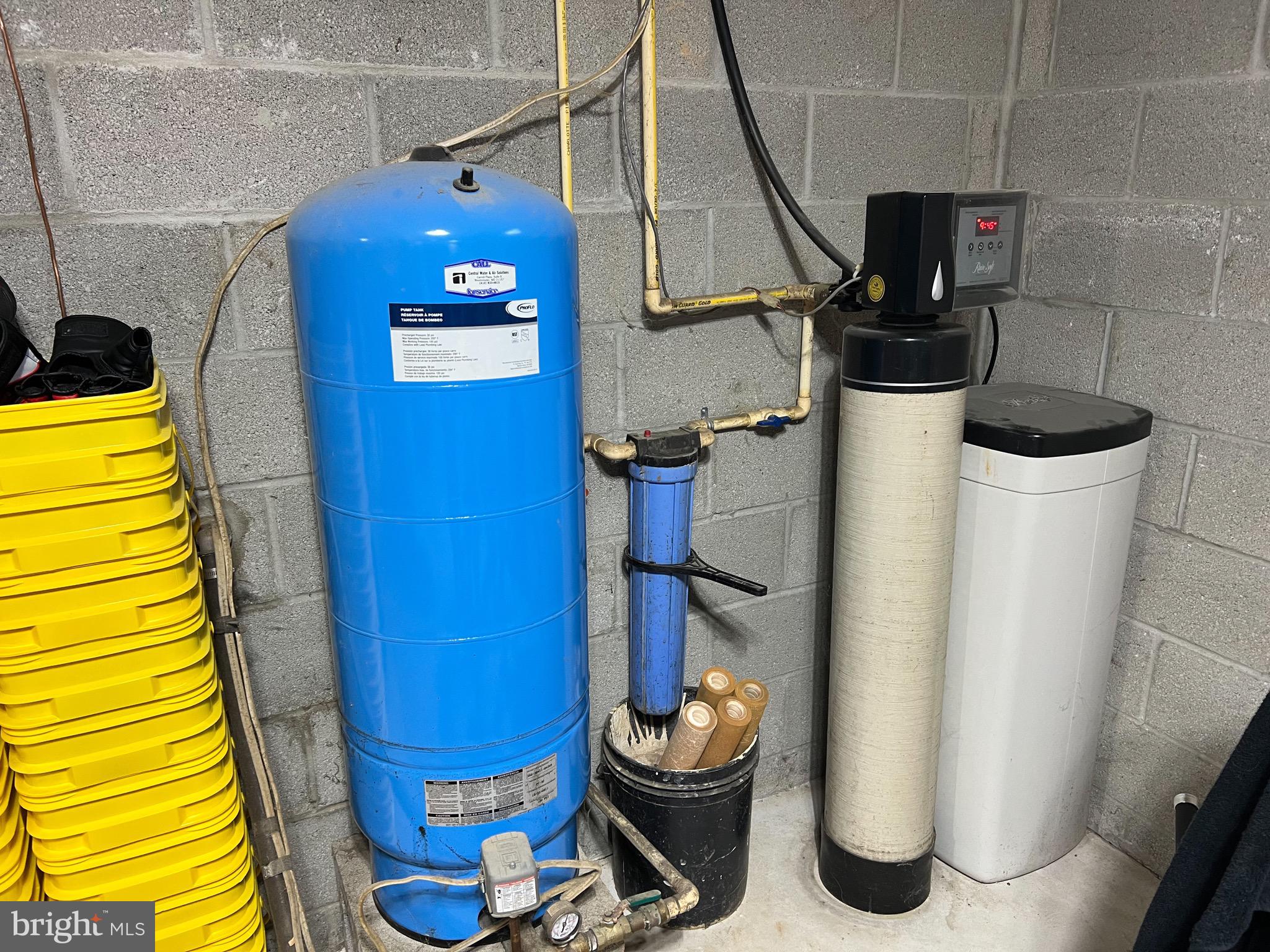 MAYERS SUMMIT - Residential