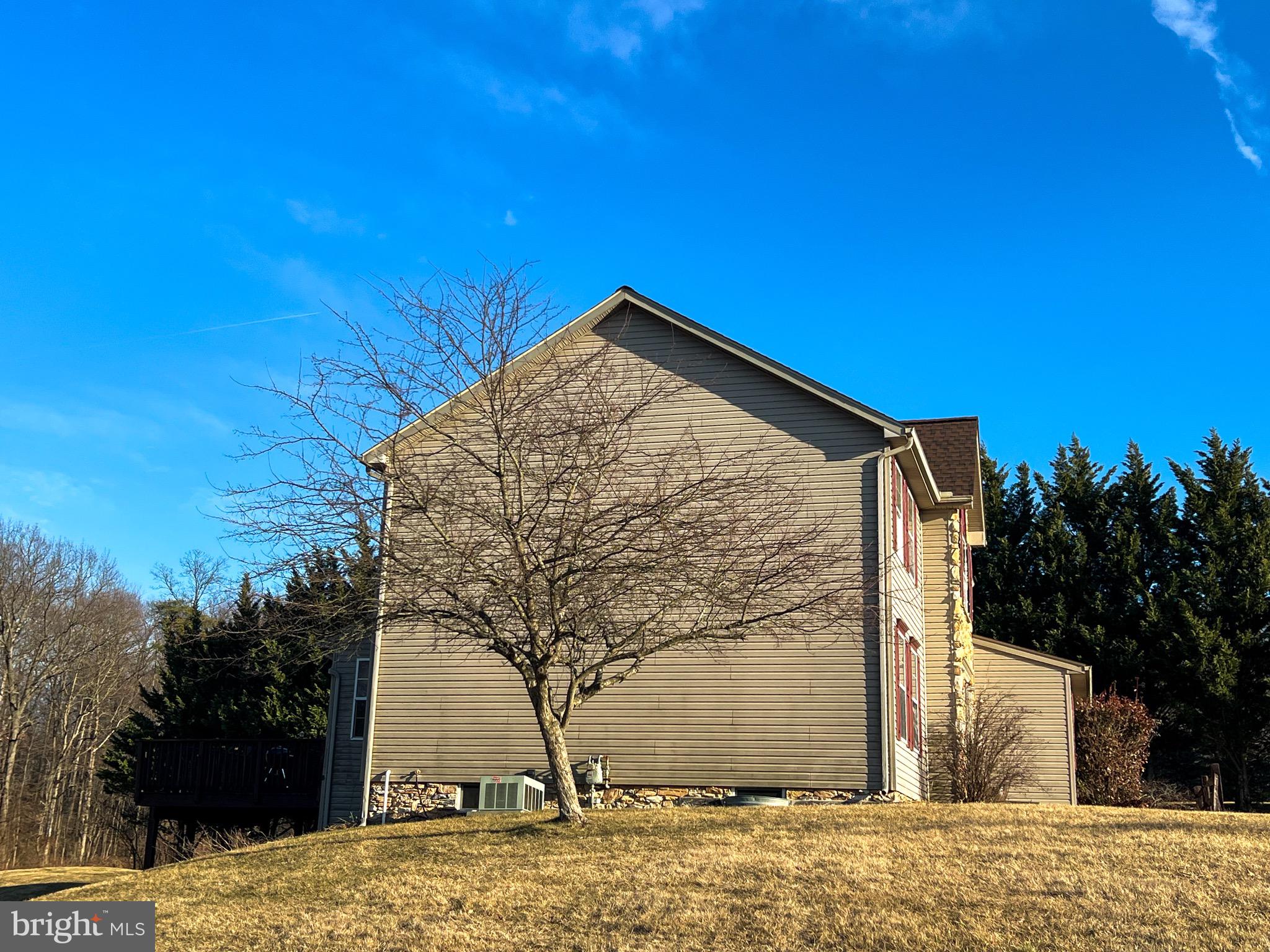 MAYERS SUMMIT - Residential