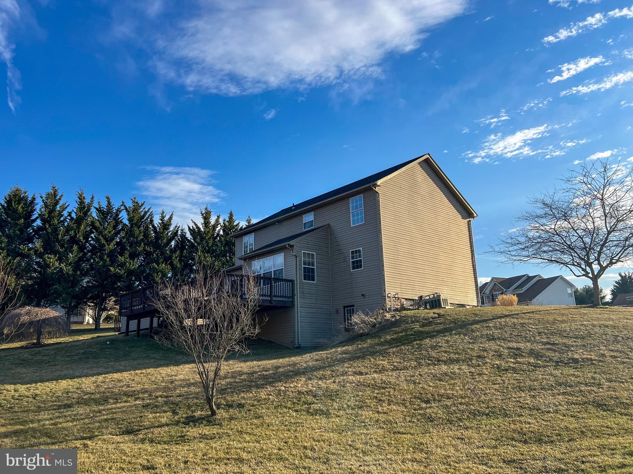 MAYERS SUMMIT - Residential