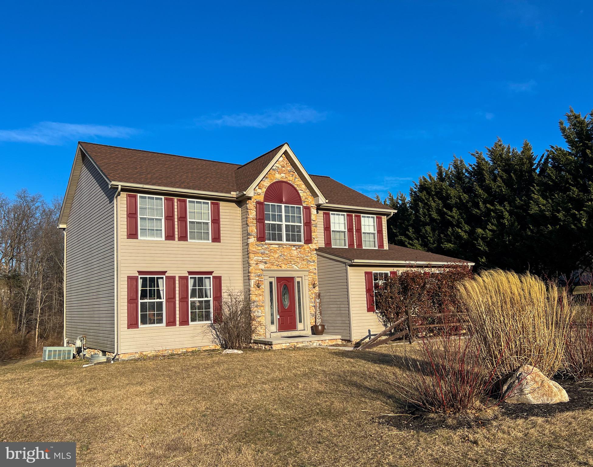 MAYERS SUMMIT - Residential