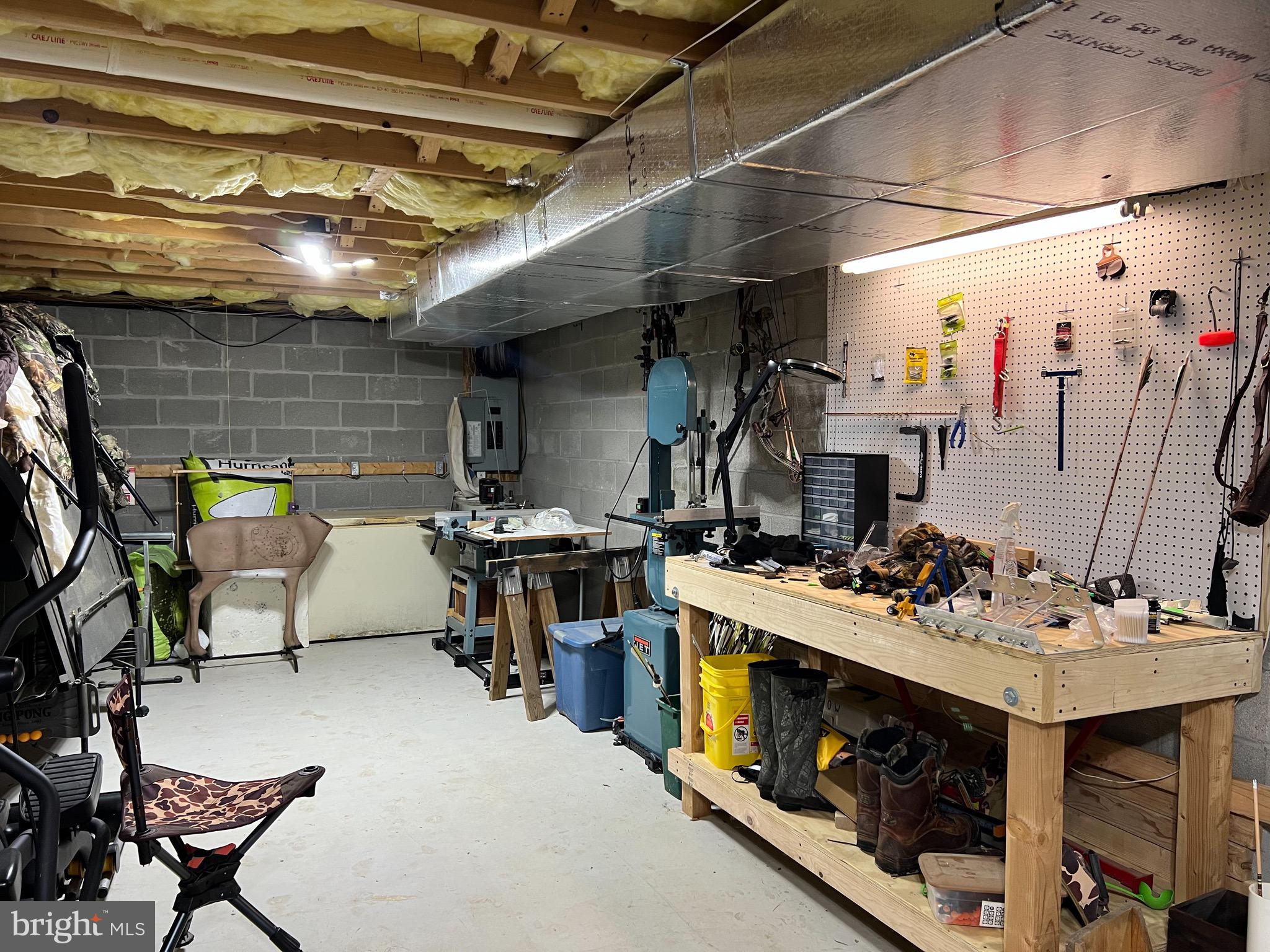 MAYERS SUMMIT - Residential