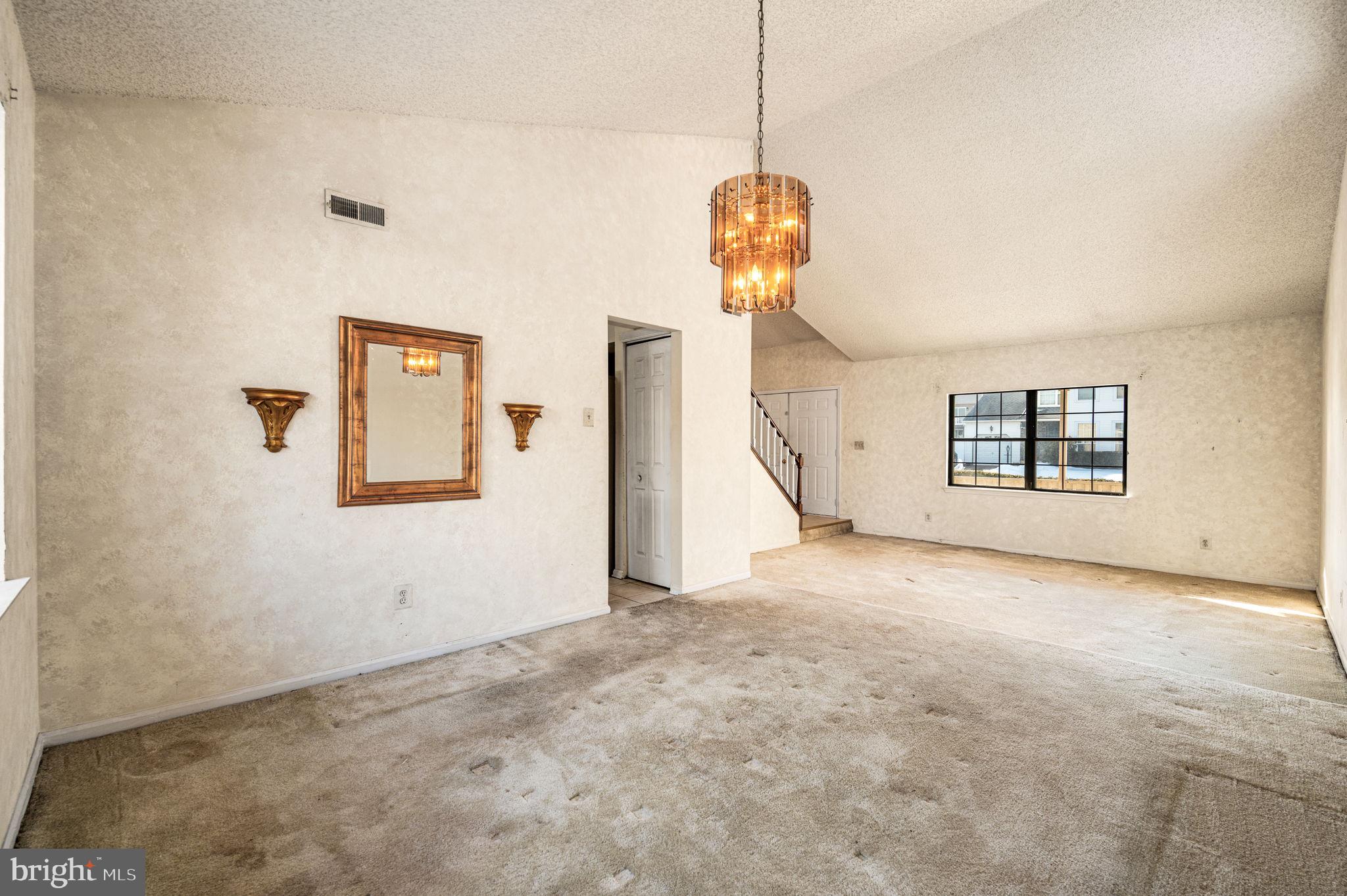 VILLAGE GREENE - Residential