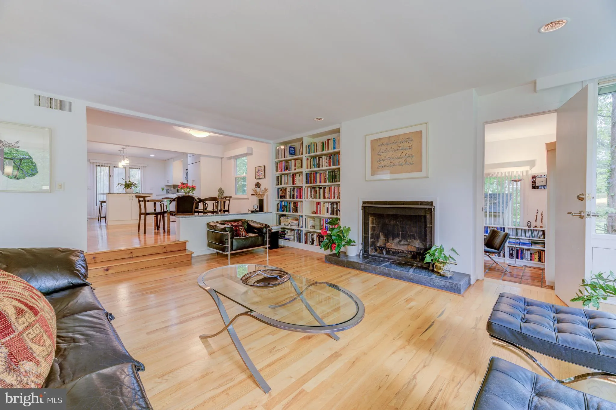 Princeton, New Jersey 08540, United States, 4 Bedrooms Bedrooms, ,2 BathroomsBathrooms,Residential,Active,212292