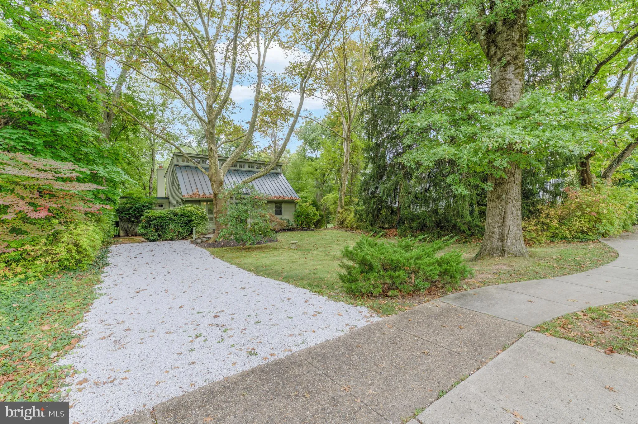 Princeton, New Jersey 08540, United States, 4 Bedrooms Bedrooms, ,2 BathroomsBathrooms,Residential,Active,212292