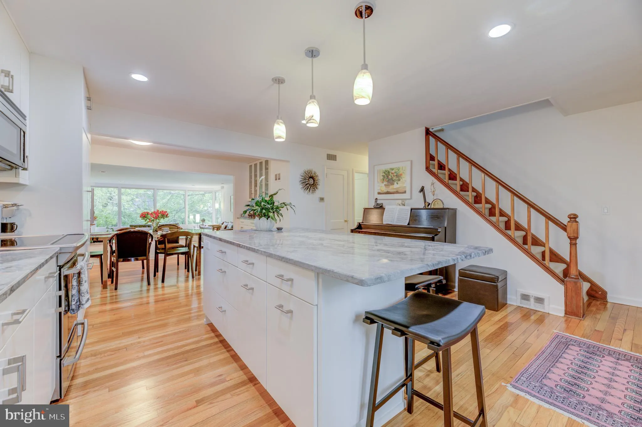 Princeton, New Jersey 08540, United States, 4 Bedrooms Bedrooms, ,2 BathroomsBathrooms,Residential,Active,212292