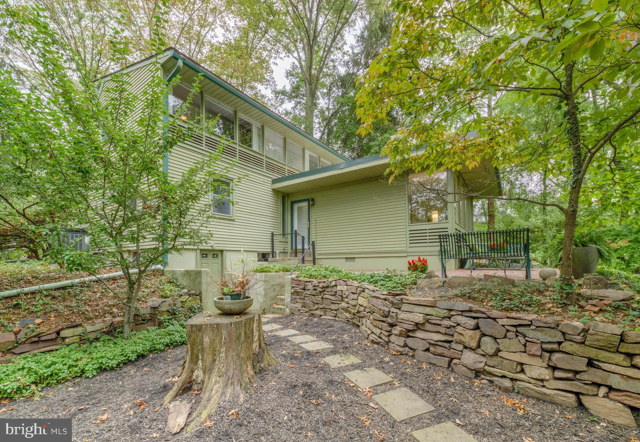 Princeton, New Jersey 08540, United States, 4 Bedrooms Bedrooms, ,2 BathroomsBathrooms,Residential,Active,212292