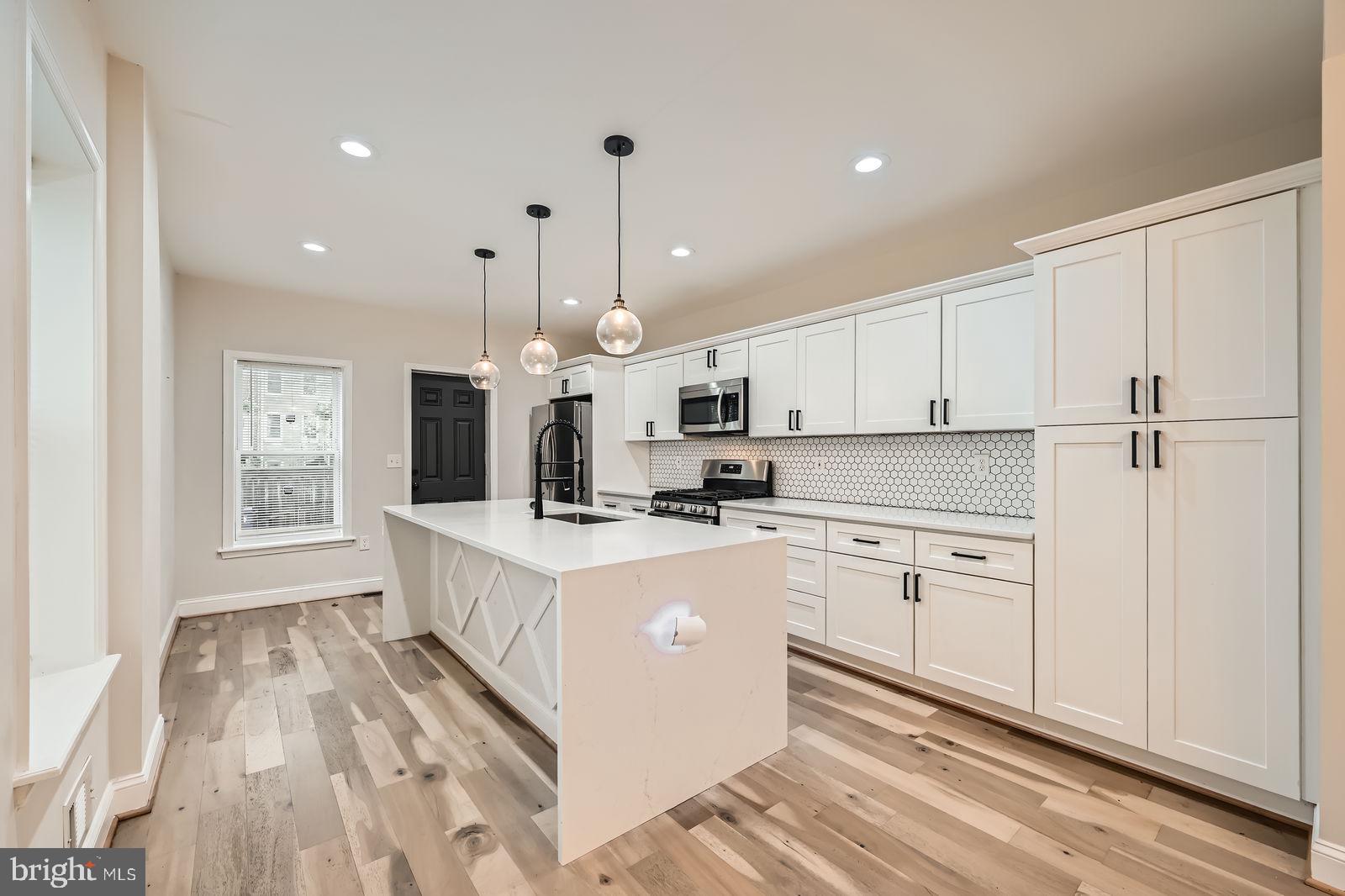 EDGECOMB - Residential