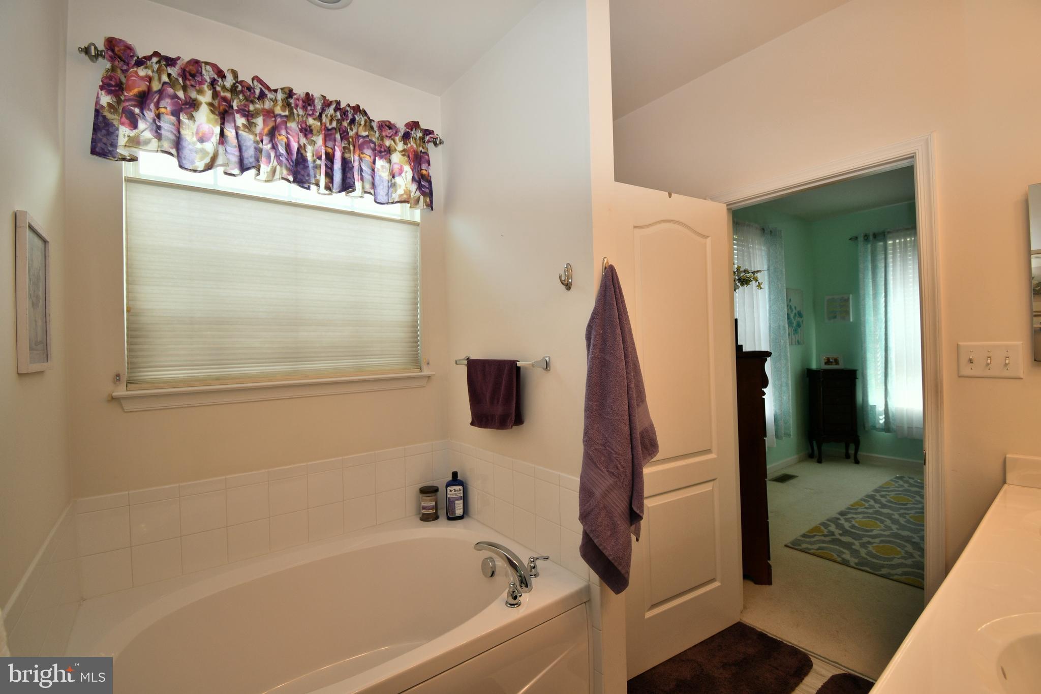 ARCHERS ROCK - Residential