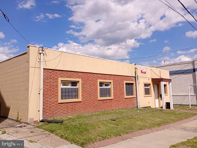 530 SPRUCE STREET