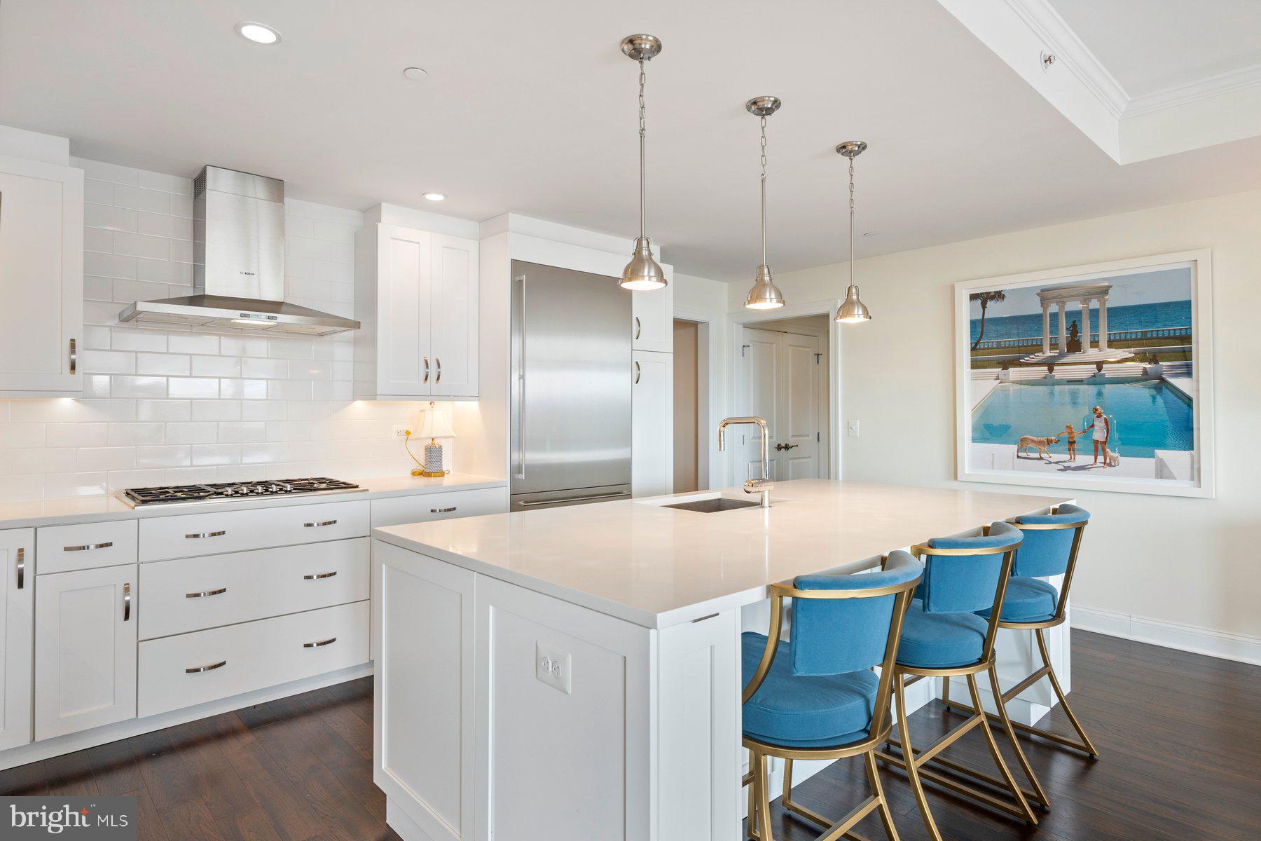 HAMPDEN ROW - Residential