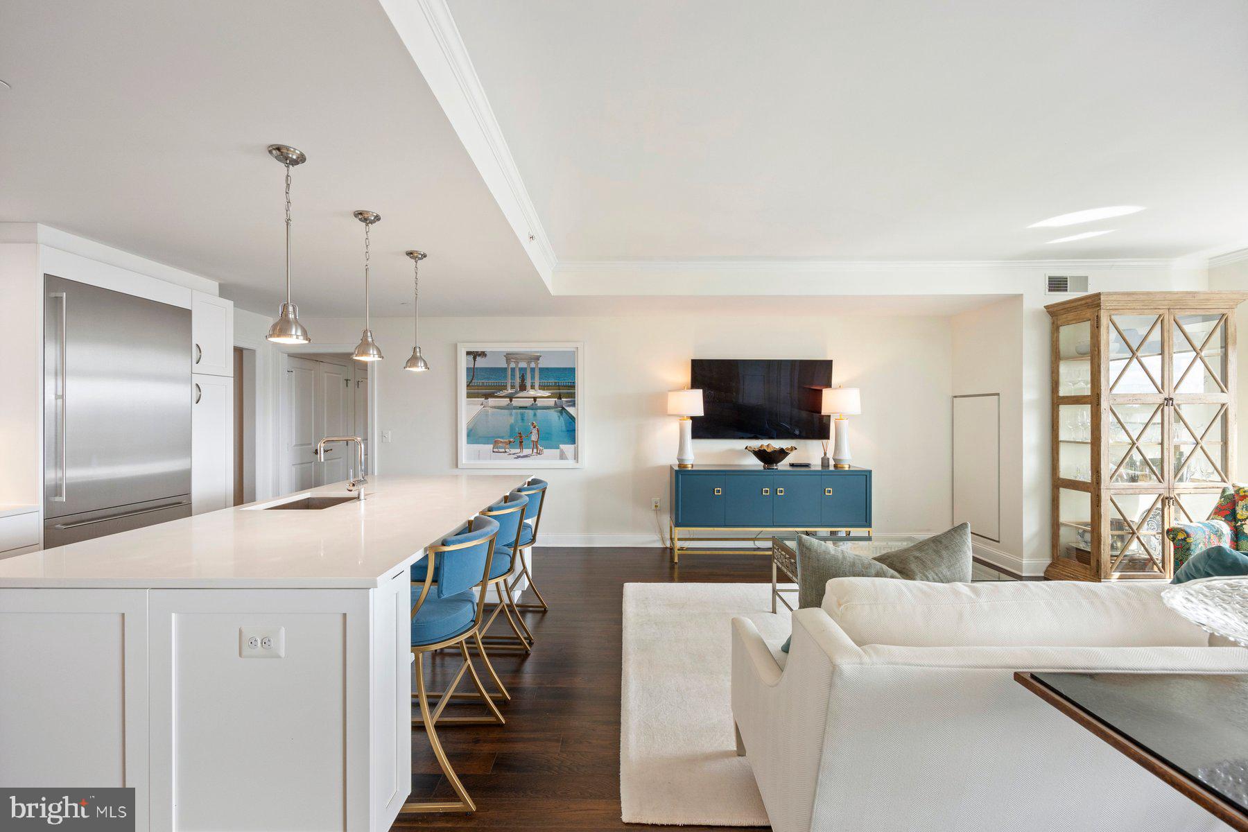 HAMPDEN ROW - Residential