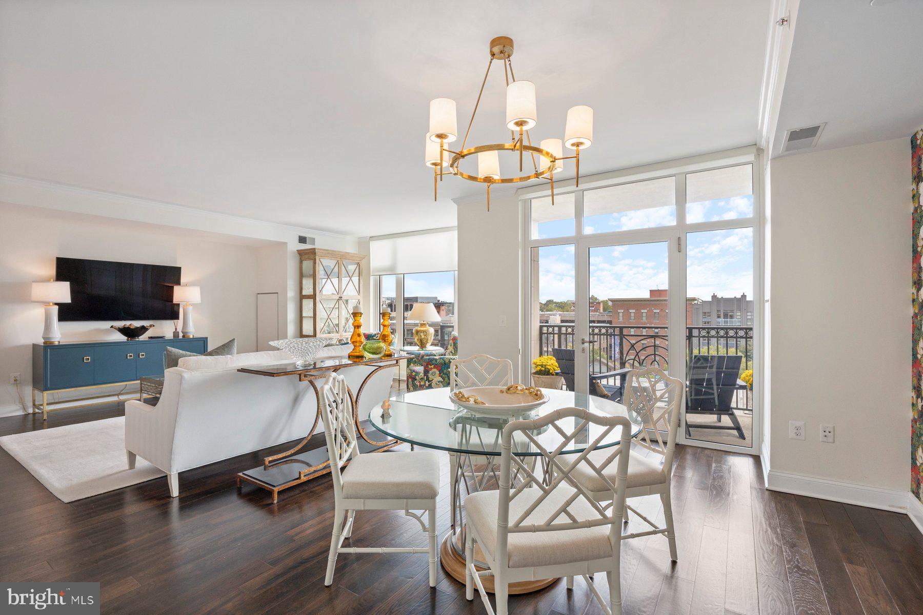 HAMPDEN ROW - Residential