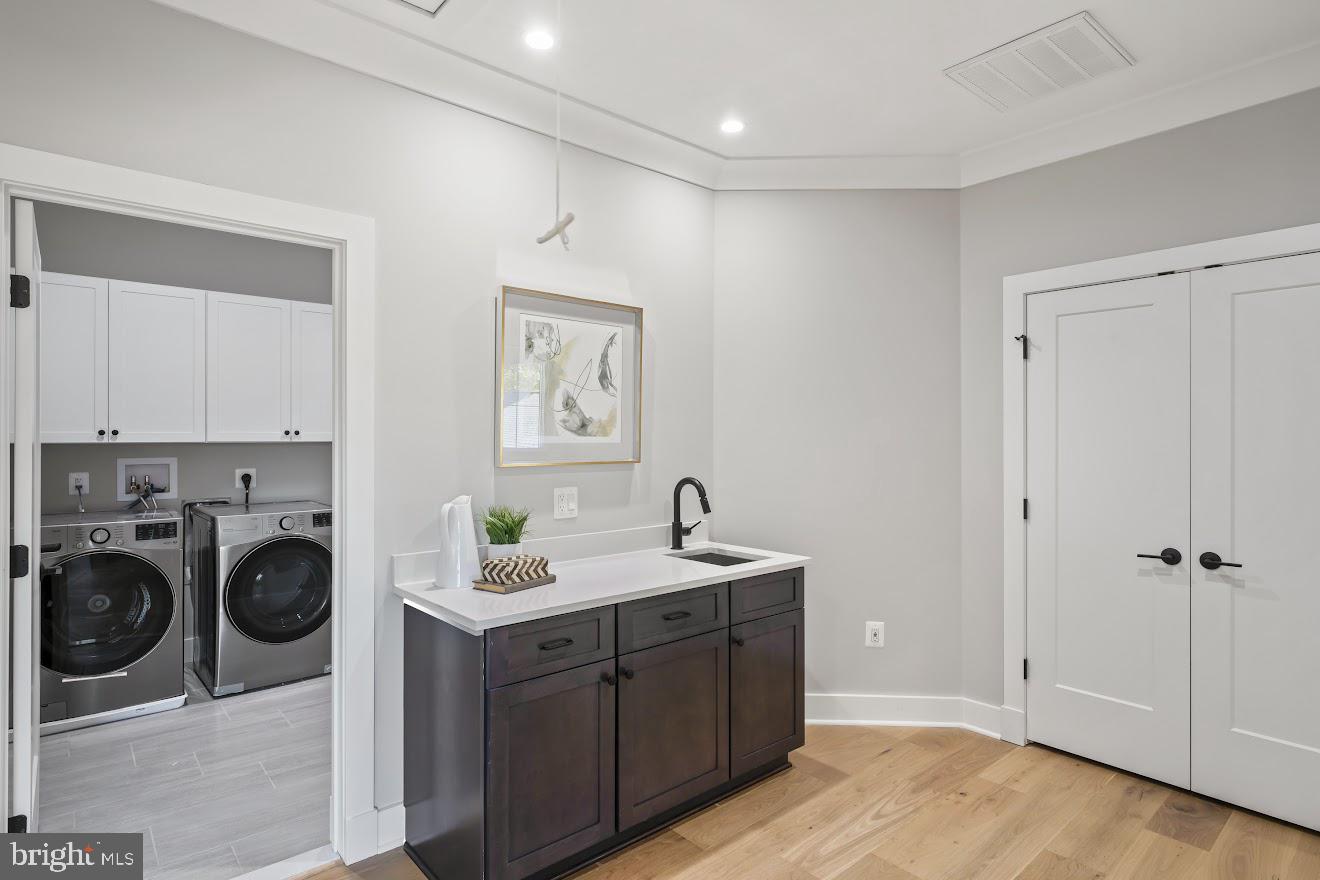 CLIFTON GREEN - Residential