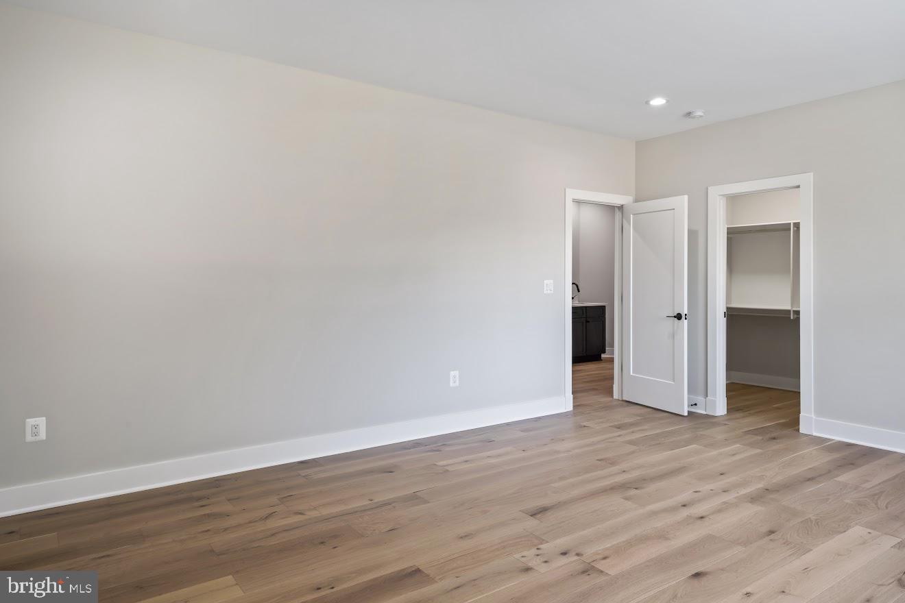 CLIFTON GREEN - Residential