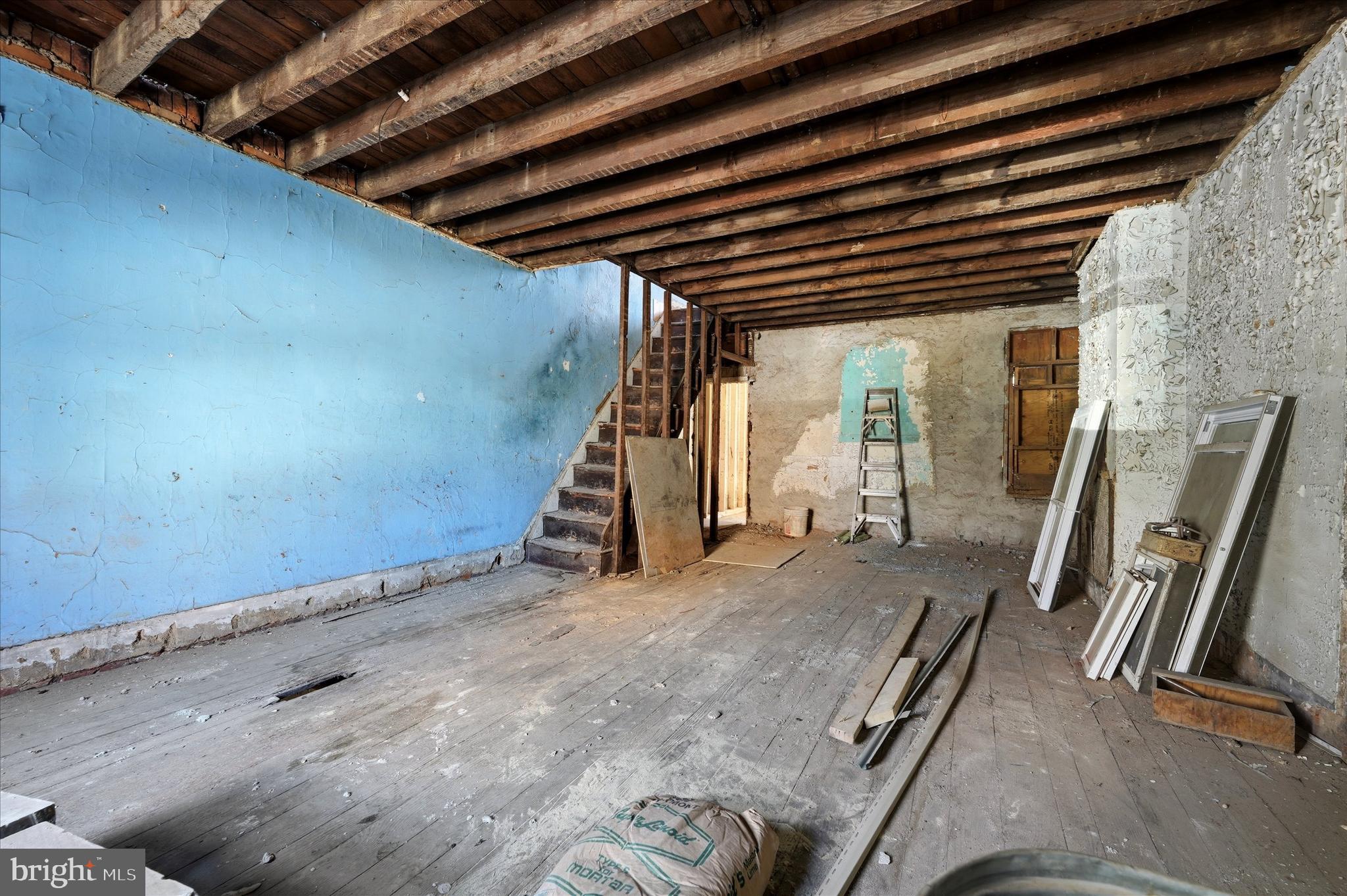 POINT BREEZE - Residential